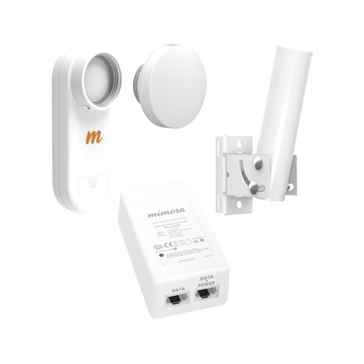 Kit de radios C5X, rango de frecuencia extendida (4.9 a 6.4 GHz), incluye inyector POE, montaje universal para tubo o poste Y una antena de 12 dBi