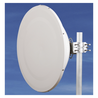 Antena direccional Alto Rendimiento / Parábola profunda para mayor aislamiento al ruido /4 ft / Guía de onda para radio B5x y C5x / Ganancia de 35 dBi / Soporte de acero inoxidable / Polaridad en 90 ° y 45 ° / Incluye montaje.