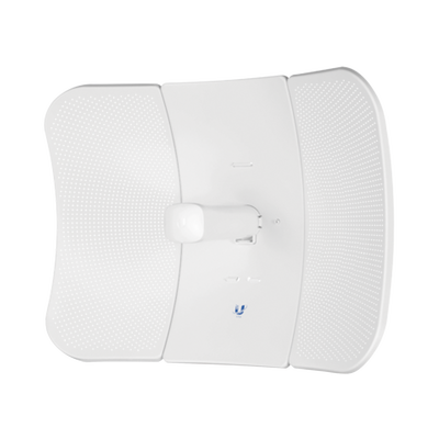 Cliente PtMP LTU Long Range, 5 GHz (4.8 - 6-2 GHz) con antena integrada de 26 dBi